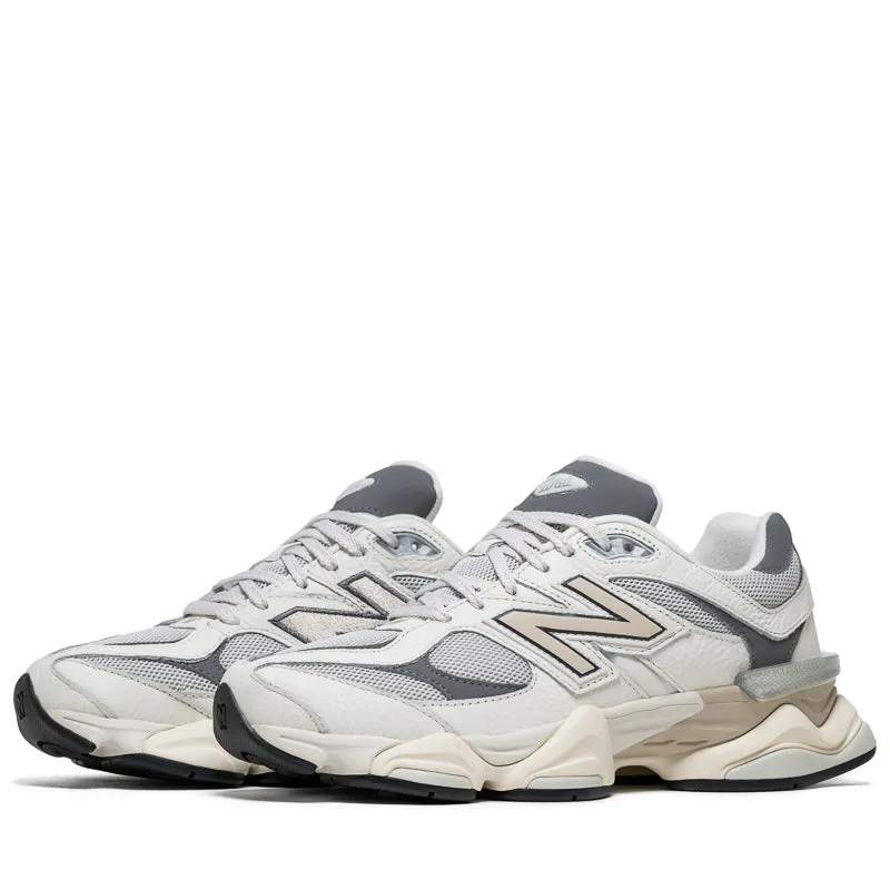 New Balance 9060 - Sea Salt/Castlerock