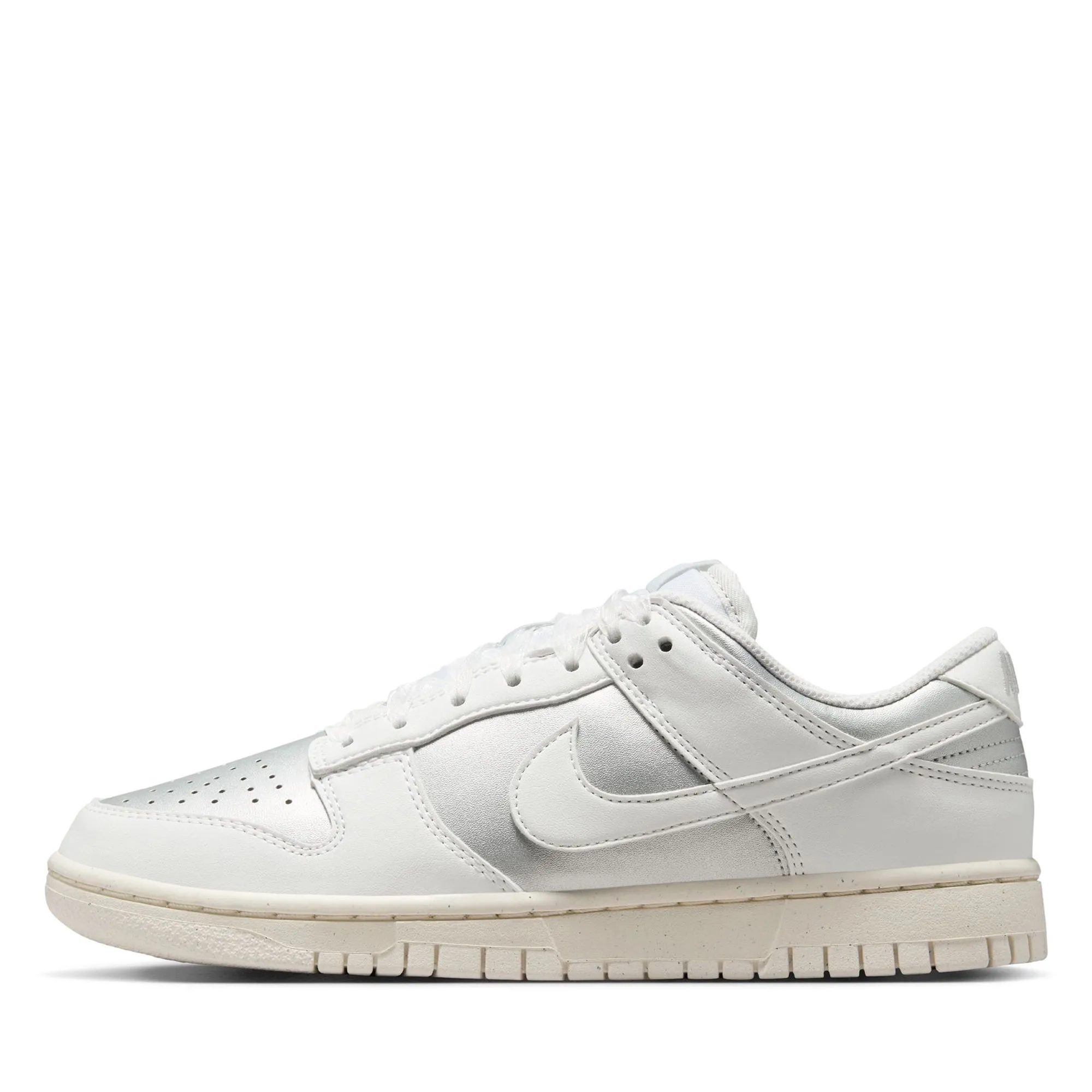Women's Nike Dunk Low Next Nature - Metallic Platinum/Summit White